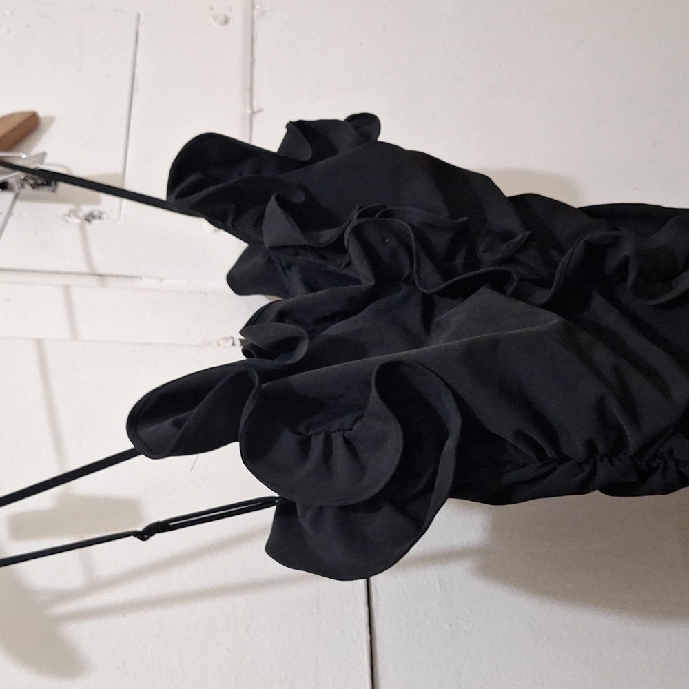 NWOT BLACK MINI RUFFLED RUCHED DRESS - Picture 8 of 10